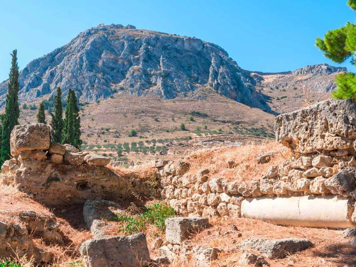 In the footsteps of Saint Paul in Corinth