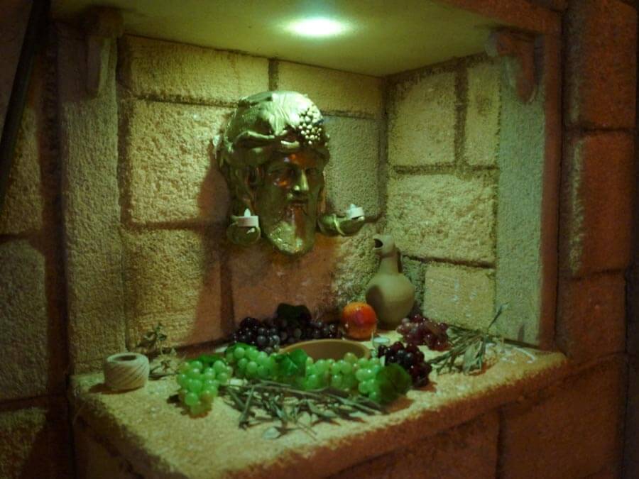 @ Greek TravelTellers Ancient Greek Symposium experience in Athens