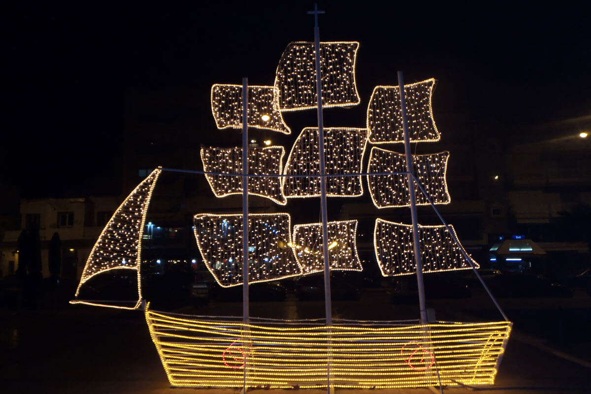 Credits: Dimitris Siskopoulos Christmas boat