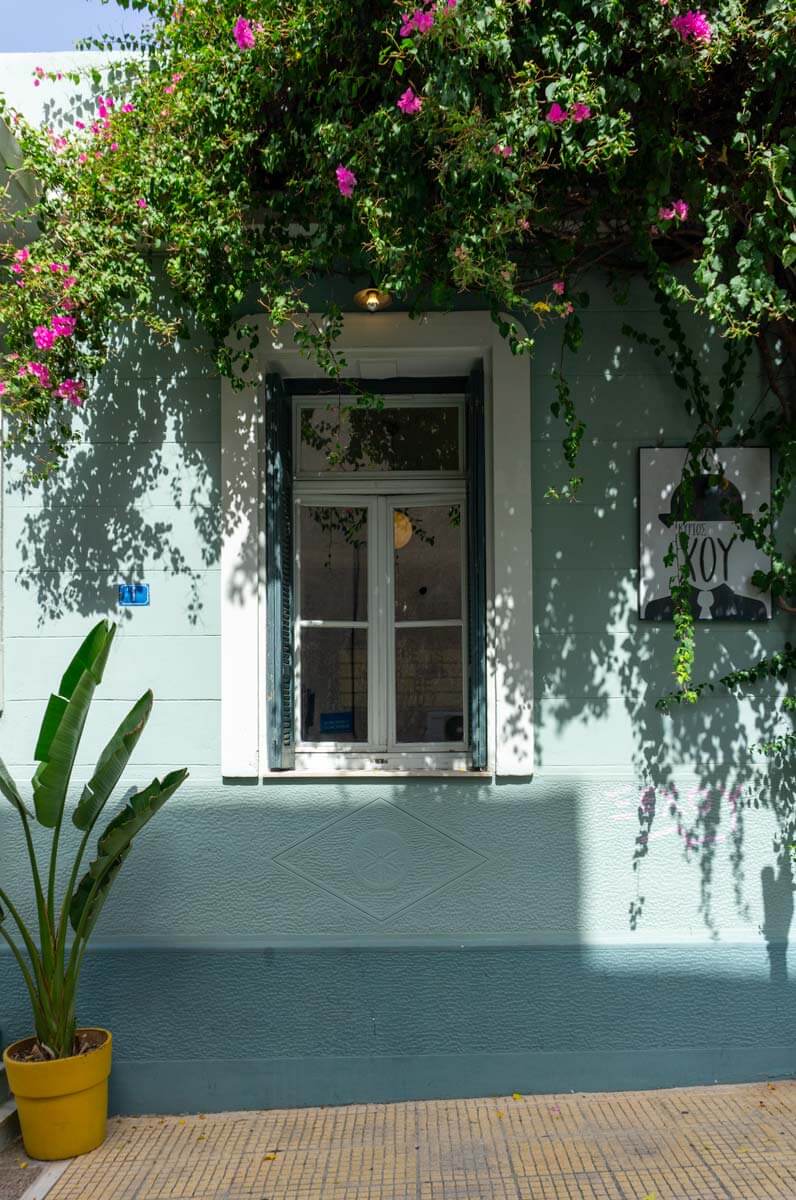 Authentic Athens Petralona tour