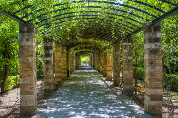 Athens for kids - family activity in Athens