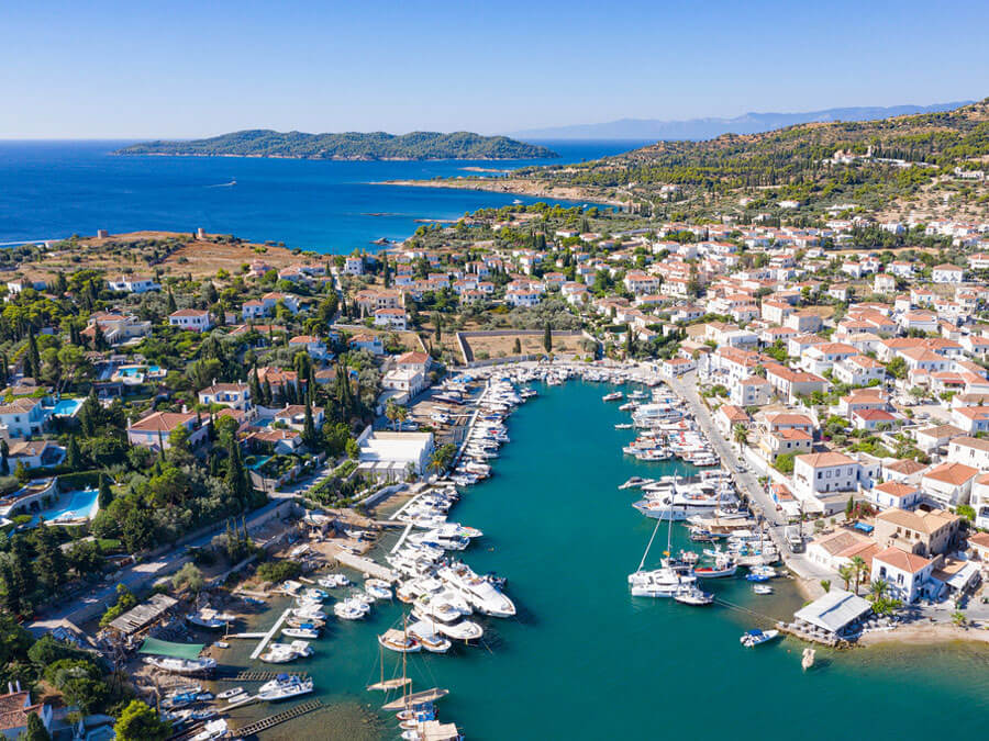 Credit: Dronepicr / Flickr Spetses, day trip from Athens