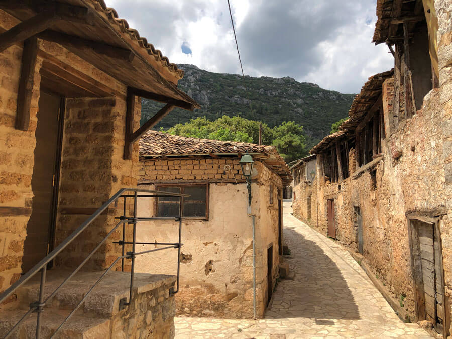 @ Greek TravelTellers Harmena